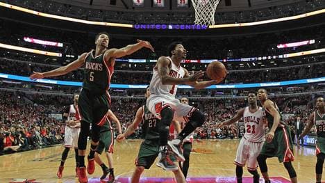 Milwaukee Bucks v Chicago Bulls - Game One