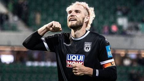 Kann der SSV (im Bild: Philipp Strompf) im Ulm Hannover Tipp zumindest den Relegationsplatz halten?