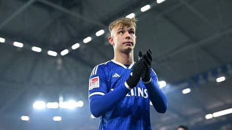 Verlängert Vertag auf Schalke: Keke Topp 
