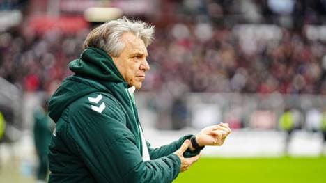 Horst Steffen bereitet sein Team auf den Auftakt vor