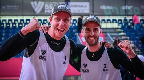 Nils Ehlers und Clemens Wickler starten mit einem Sieg