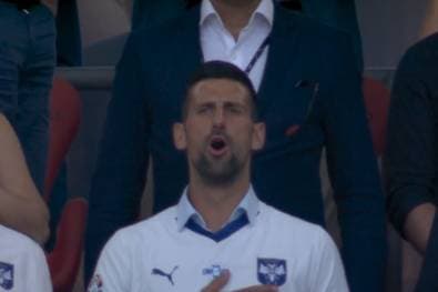 Serbien-Aus! Tennis-Star Djokovic schaut auf Tribüne zu