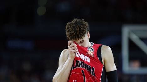 LaMelo Ball fehlt wohl vier Wochen