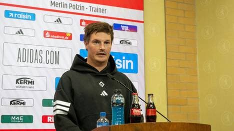 Polzin bei der Pressekonferenz am Sonntag