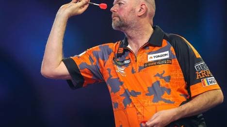 Raymond van Barneveld kehrt auf die große Bühne zurück
