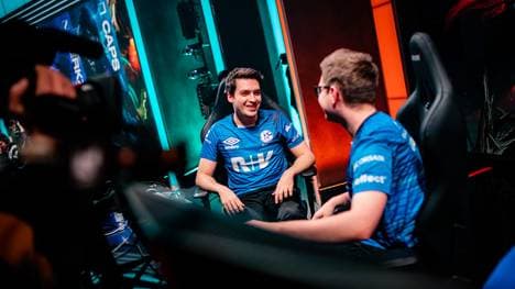 Ungläubige Blicke - Schalke 04 lebt und schlägt ausgerechnet G2 Esports 