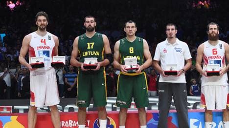 Pau Gasol (l.) führt das All-Tournament-Team der EM an