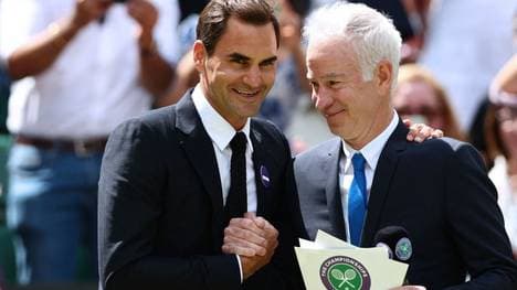 Tennis-Ikonen: Roger Federer und John McEnroe
