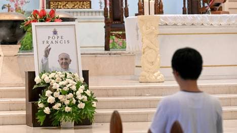 Um den Papst wird getrauert