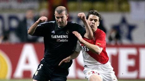 Jérôme Rothen (r.) traf mit AS Monaco auf Real Madrid um Zinédine Zidane