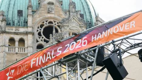 Banner vor dem Hannoveraner Rathaus