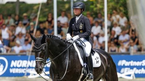 Isabell Werth ärgert sich über sich selbst