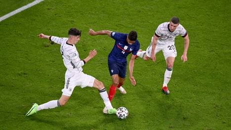 Robin Gosens (rechts) und seine Kollegen waren bedient