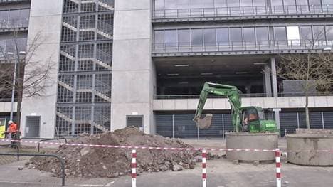 Bombe Dortmund Stadion Bagger
