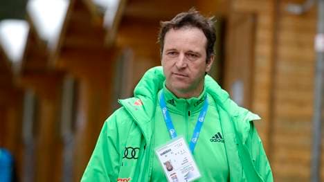 Werner Schuster, Cheftrainer der deutschen Skisprung-Nationalmannschaft, wird im Dezember kein Mixed-Springen zu Gesicht bekommen