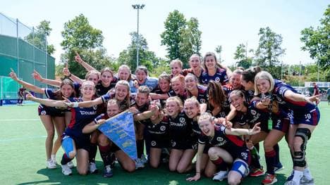 Ihren ersten deutschen Meistertitel der Vereinsgeschichte müssen die Damen des Mannheimer HC ohne Meisterschale feiern