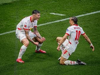 Die Tage von Benjamin Sesko bei RB Leipzig könnten gezählt sein. Nach übereinstimmenden Medienberichten, steht der Stürmer kurz vor einem Wechsel zu Manchester United in die Premier League.