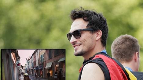 Cathy Fischer und Mats Hummels genießen ihre freie Zeit nach den Feierlichkeiten.