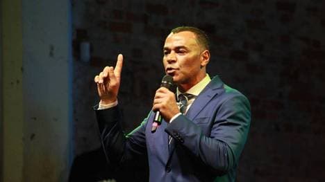 Brasilien-Legende Cafu hat deutliche Worte gefunden, was Brasiliens Suche nach einem neuen Nationaltrainer angeht