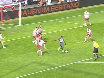 Die Highlights der Partie FC Ingolstadt 04 - VfL Osnabrück aus der 3. Liga im Video.