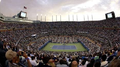 AEW lässt seine erste Stadionshow im Arthur Ashe Stadium in New York steigen