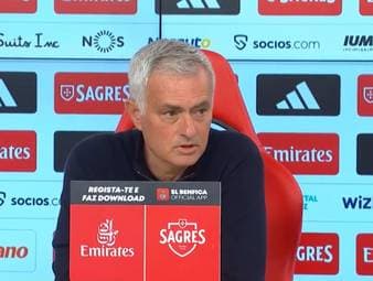 Jose Mourinho reagiert emotional auf die jüngsten Anfeindungen eines Porto-Mitarbeiters, der ihn mehrmals als Verräter beschimpfte.