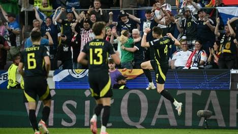 McTominay (r.) jubelt über die zwischenzeitliche Führung