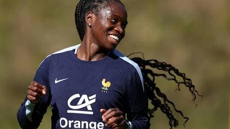 Seit Juni Kapitänin: Griedge Mbock