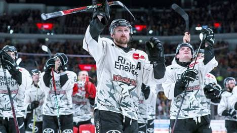 Der Karneval kommt den Kölner Haien in die Quere