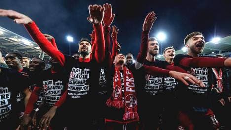 Kaiserslautern bejubelt den Einzug ins Pokal-Finale