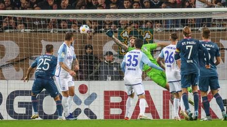 Johannes Eggestein köpft St. Pauli zum Sieg