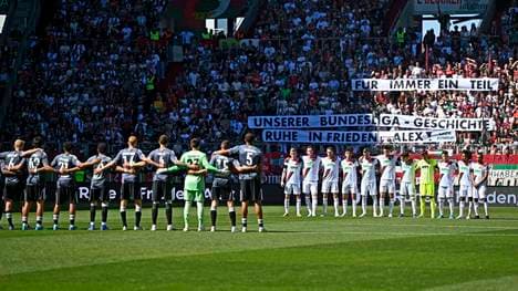 Der FC Augsburg und Eintracht Frankfurt gedenken Alexander Manninger