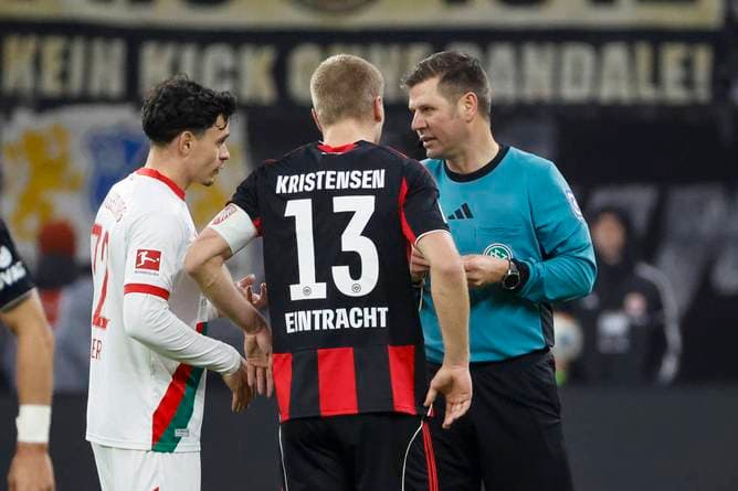 Frankfurt mit VAR-Glück