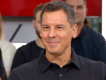 Die SGE gewinnt das Spiel in Gladbach am vergangenen Samstag mit 6:4. Timmo Hardung spricht über diese Leistung und reflektiert bestehende Schwächen der Mannschaft. Außerdem ordnet er die aktuelle Situation von Toptalent Can Uzun ein.