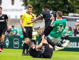 Rote Karte - oder doch nicht? Schiri-Chaos bei Werder