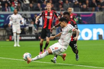 Irrer Blitzstart für Bayern