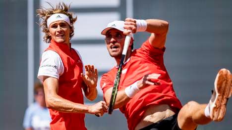 Tennis, Hamburg: Zverev-Brüder scheitern im Doppel, Alexander Zverev und Mischa Zverev scheitern in Hamburg bereits in der ersten Runde
