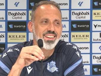 Pellegrino Matarazzo hat Spekulationen um einen Wechsel zu Real Madrid zurückgewiesen. Er stellte klar, dass er weiterhin bei Real Sociedad an der Seitenlinie stehen werde.