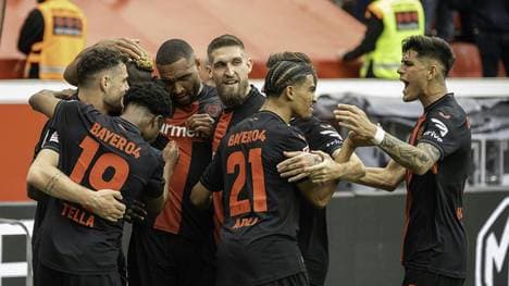 Bayer traf vor der Pause zur Führung