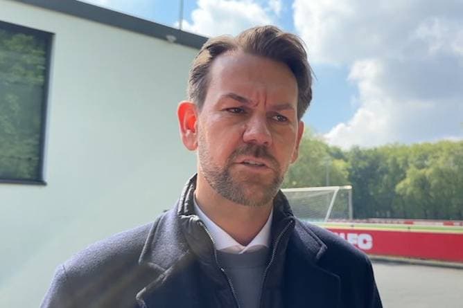 Trainer-Beförderung? Kölns Boss macht Andeutungen