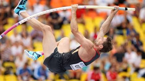 Björn Otto gewann 2012 Olympia-Silber im Stabhochsprung