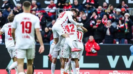 Der 1.FC Köln ist neuer Tabellenführer der 2. Bundesliga