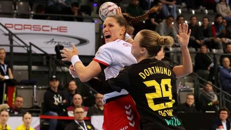 Xenia Smits für Ludwigsburg am Ball