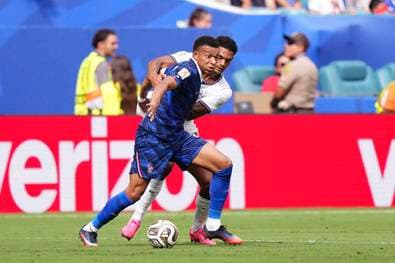 LIVE: Mbappé rennt vergeblich an - Rashford zaubert!