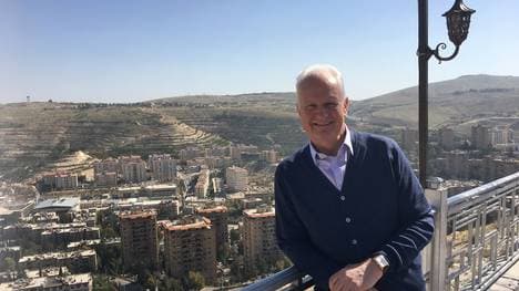 Bernd Stange ist seit 2018 Fußball-Nationaltrainer von Syrien