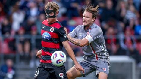 Tim Kloss (l.) traf für Köln