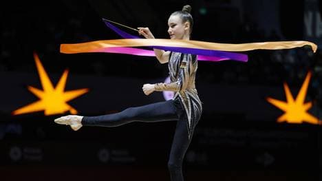 Darja Varfolomeev sichert sich EM-Gold mit dem Band