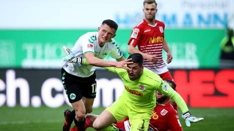 Torwart Philipp Pentke hielt den Sieg von Jahn Regensburg fest