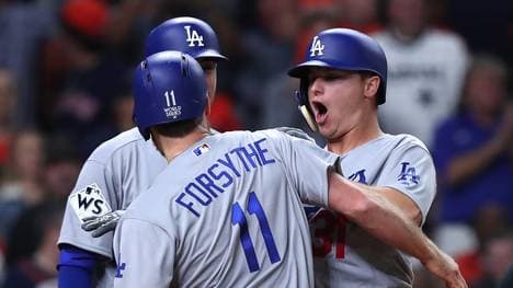 World Series - Los Angeles Dodgers v Houston Astros - Game Four