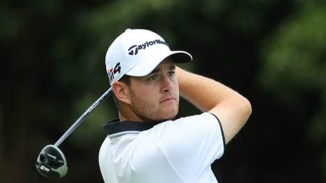 Max Schmitt greift in Farsö nach dem Sieg